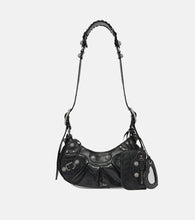 画像をギャラリービューアに読み込む, 【超・ご優待セールを開催致します！】BALENCIAGA （バレンシアガ ）LE CAGOLE XSショルダーバッグクロコダイル型押しラインストーン付き のために ウィメンズ で
